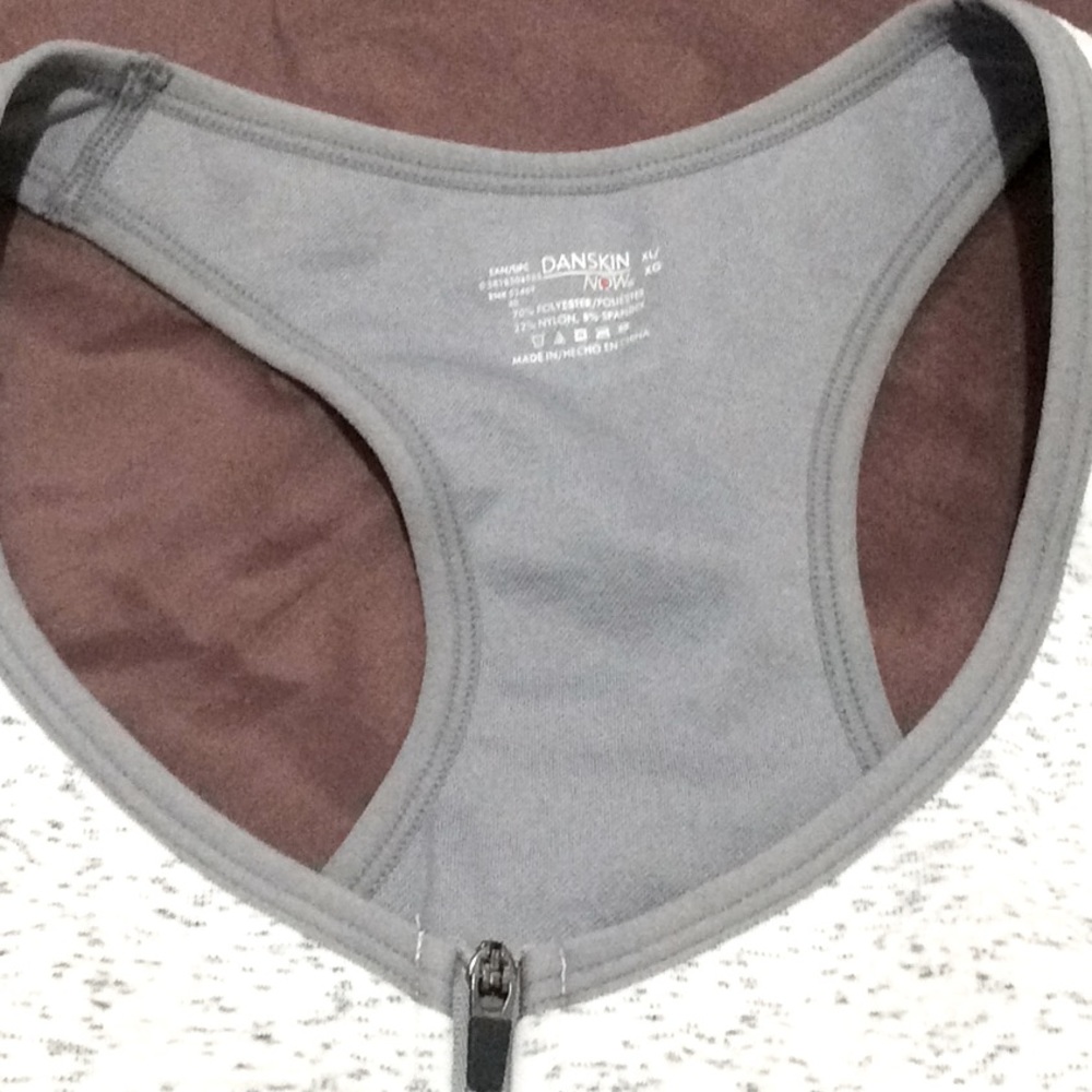 Danskin Sports/Work Out Top